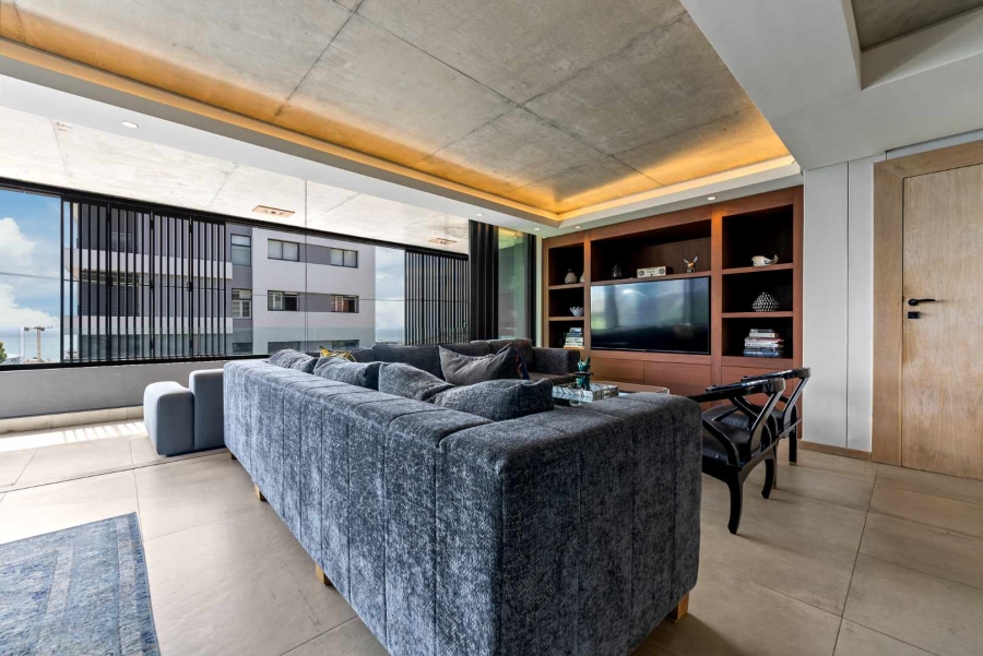 3 Bedroom Property for Sale in Sea Point Western Cape